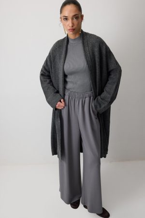 OVERSIZE KNIT CARDIGAN WITH POCKET